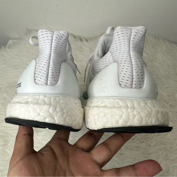 Adidas Men’s Ultra Boost 1.0 Running Shoes Size 9.5 - Picture 10 of 15